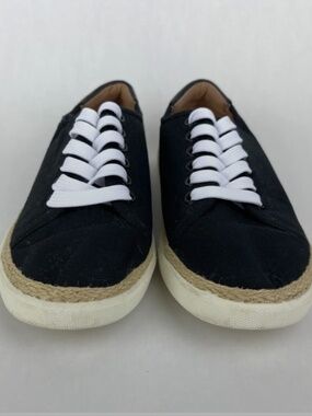 Vionic Womens Hattie Black Canvas Sneaker